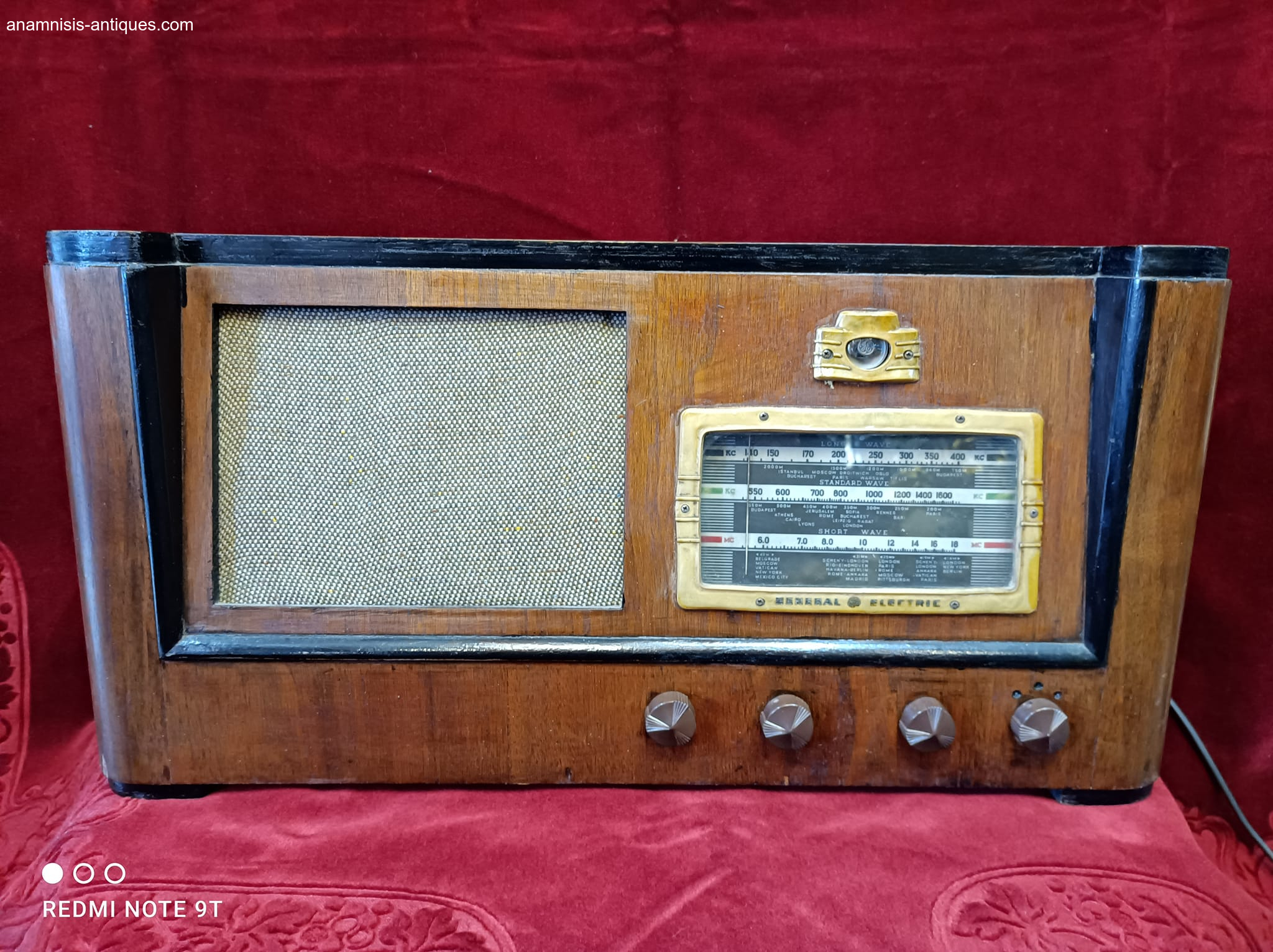 1646430655-ksilino-radio-general-electric-leitourgiko-tou-1938.jpg