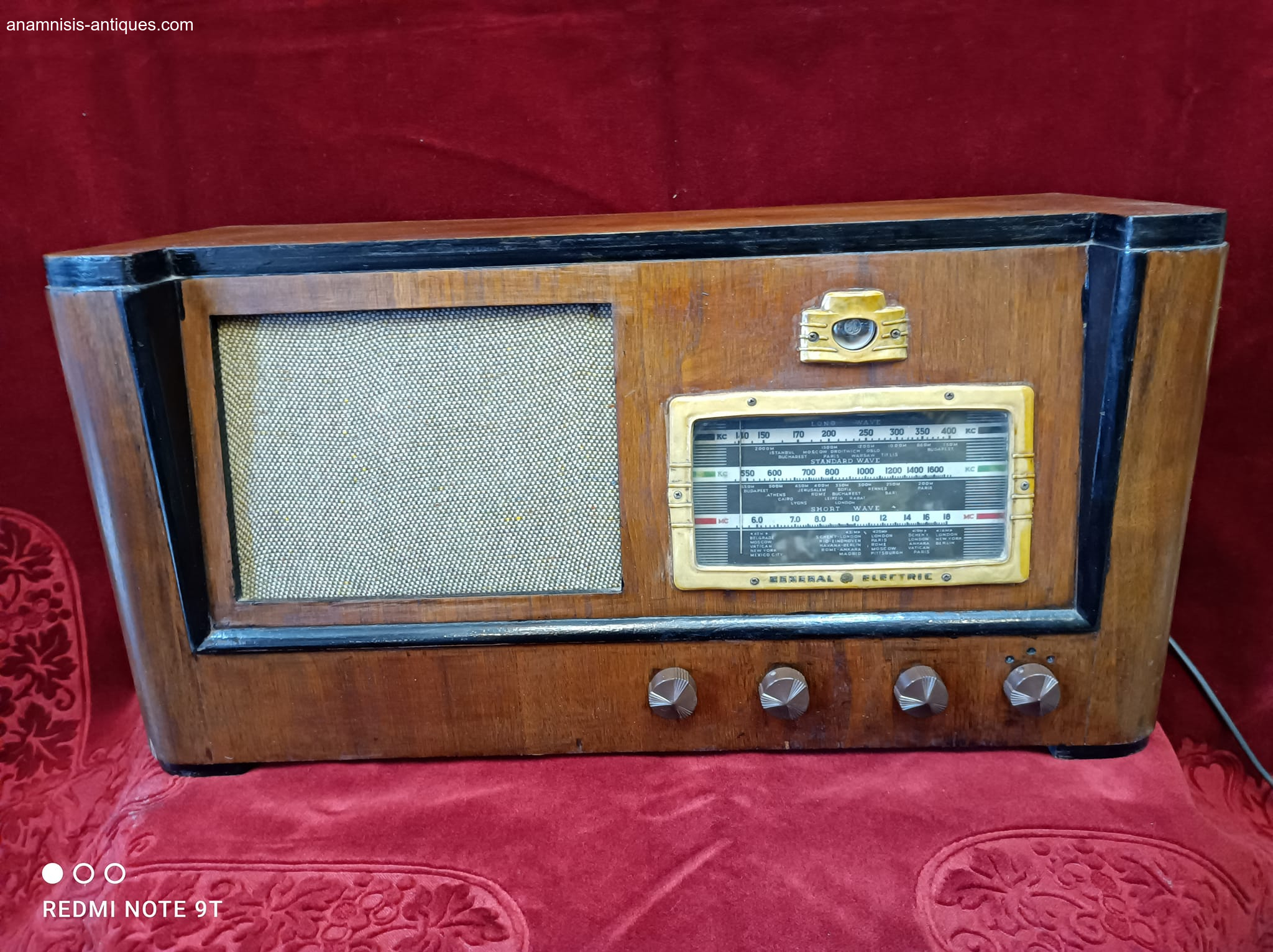 1646430721-vintage-radio-general-electic-tou-1938.jpg